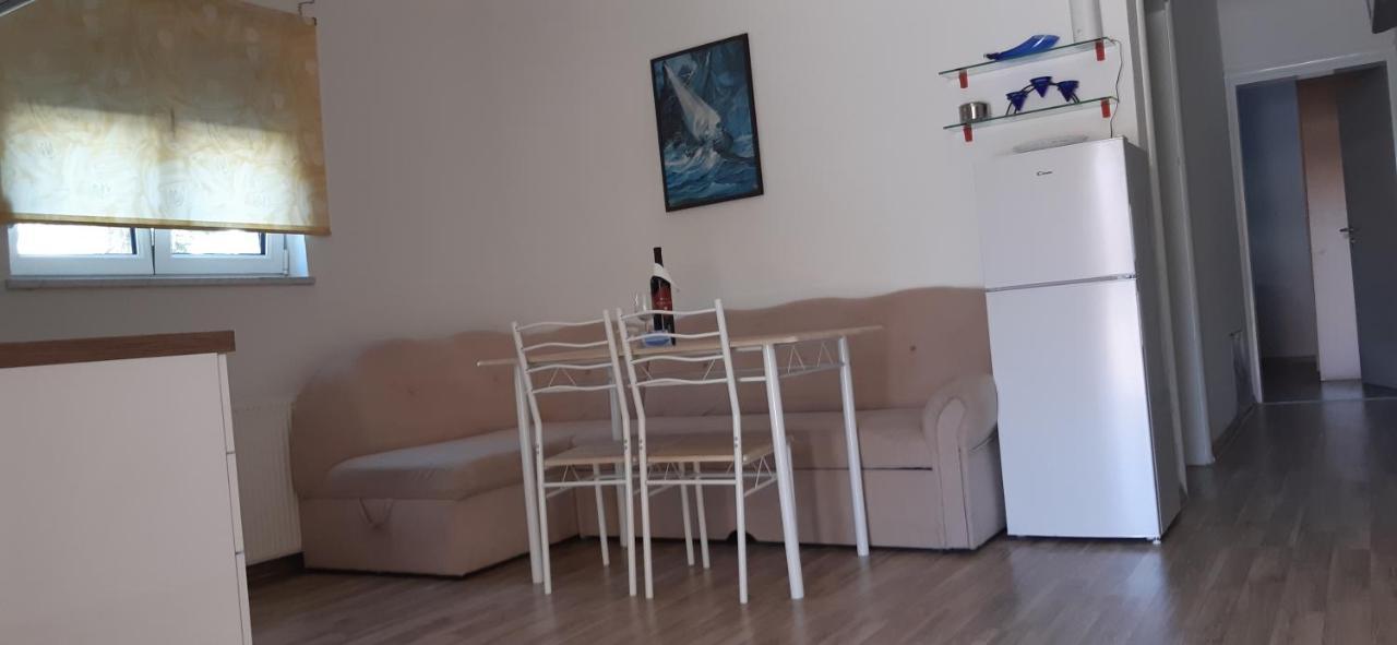 Apartments Barbic Μεντουλίν Εξωτερικό φωτογραφία